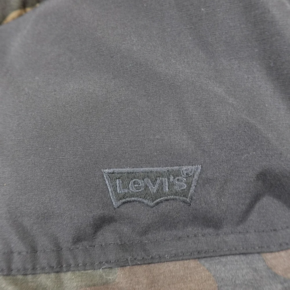 NEW Levis Jacket Mens 2XL Green Camo Quilted Puffer Coat Full Zip Insulated Hunt